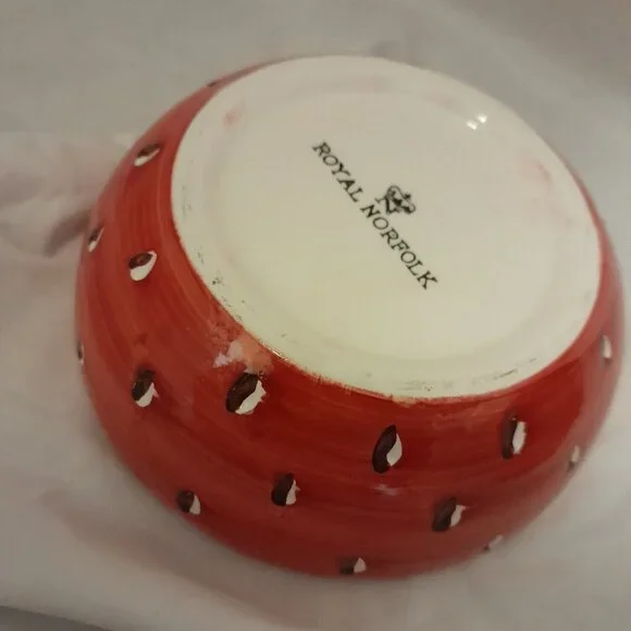 Vintage Royal Norfolk Retired Dollar Tree Strawberry Strawberries Bowl Dish - Picture 3 of 7